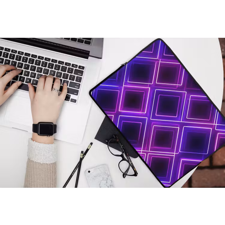 Gaming - Ruiten - Neon - Paars laptophoes neopreen klein -bureau