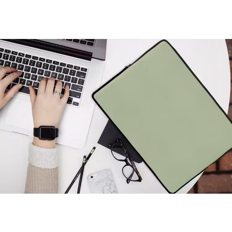 Spring - Sprint - Groen laptophoes neopreen klein 279 -bureau