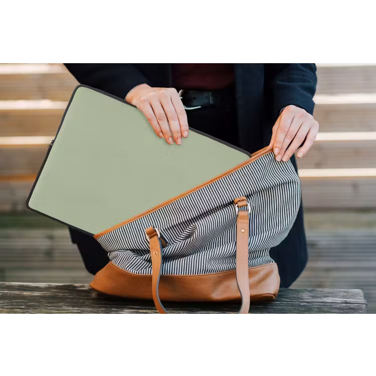 Spring - Sprint - Groen laptophoes neopreen klein 279 -tas