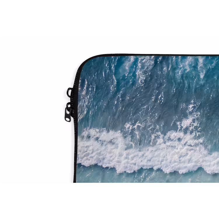 Strand - Zee - Golven - Natuur - Blauw laptophoes neopreen klein -detail
