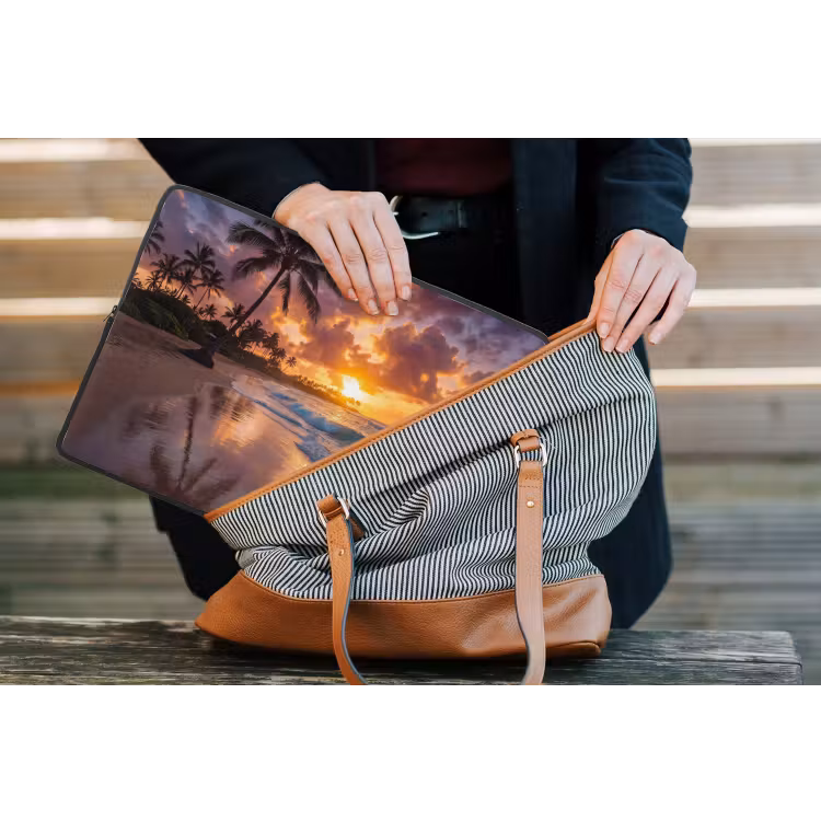 Strand - Zonsopgang - Tropisch - Natuur - Oranje laptophoes neopreen klein -tas