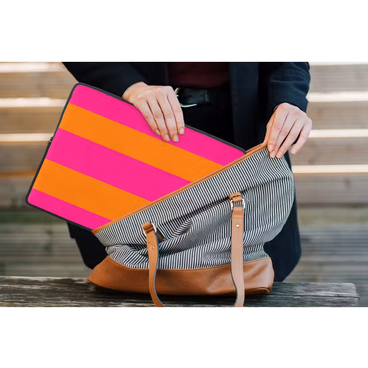 Strepen - Horizontaal - Roze laptophoes neopreen klein 279 -tas