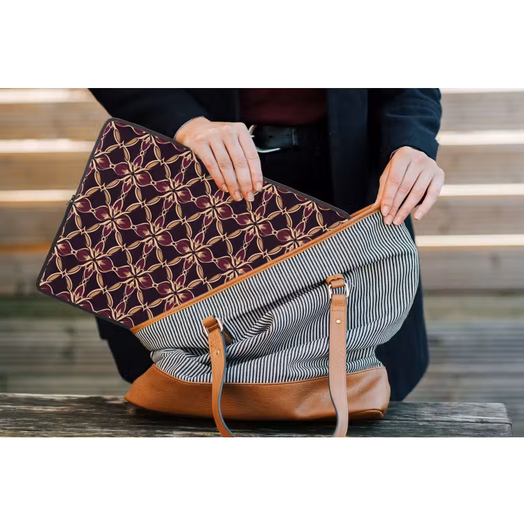 Symmetrisch - Tegel - Burgundy laptophoes neopreen klein 279 -tas