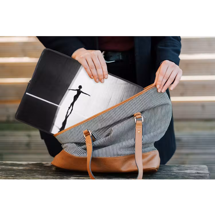 Danser - Silhouette - Kunst - Modern - Zwart-wit laptophoes neopreen klein -tas