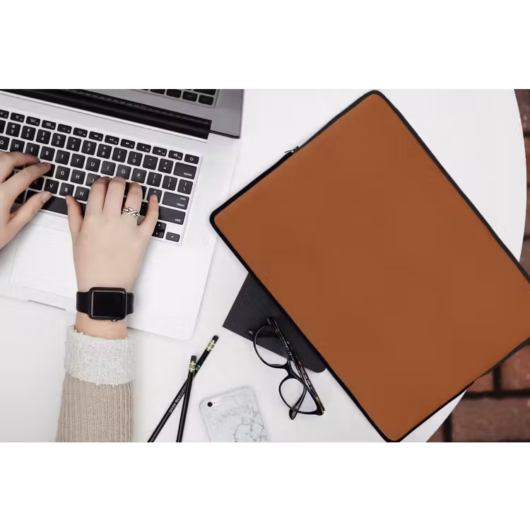 Terracotta - Bruin - Palet - Effen - Kleuren - Kleur laptophoes neopreen klein 279 -bureau