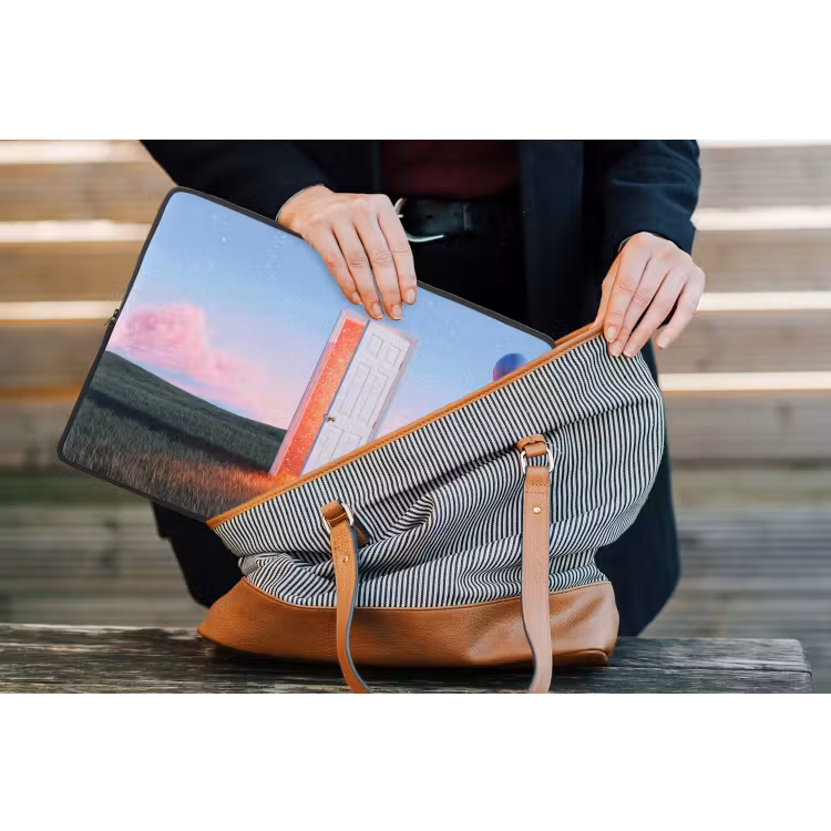 Laptop hülle - Tür – Fantasie – Raum - Deur - Fantasie - Ruimte laptophoes neopreen klein
