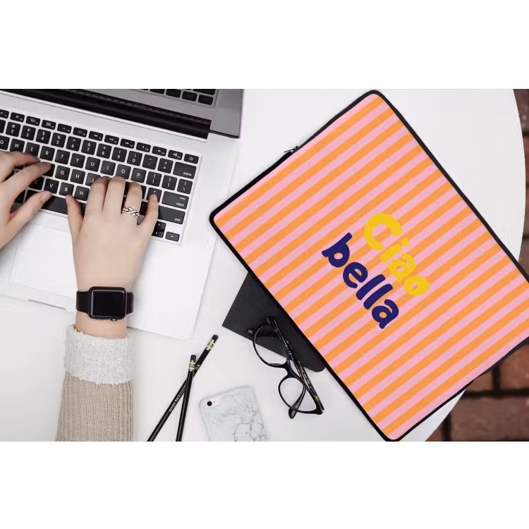 Verticaal - Strepen - Oranje - Ciao bella laptophoes neopreen klein -bureau