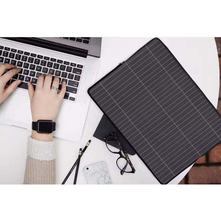 Verticaal - Wandtegel - Donkergrijs laptophoes neopreen klein 279 -bureau