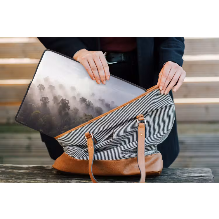 Bos - Mist - Natuur - Groen laptophoes neopreen klein -tas