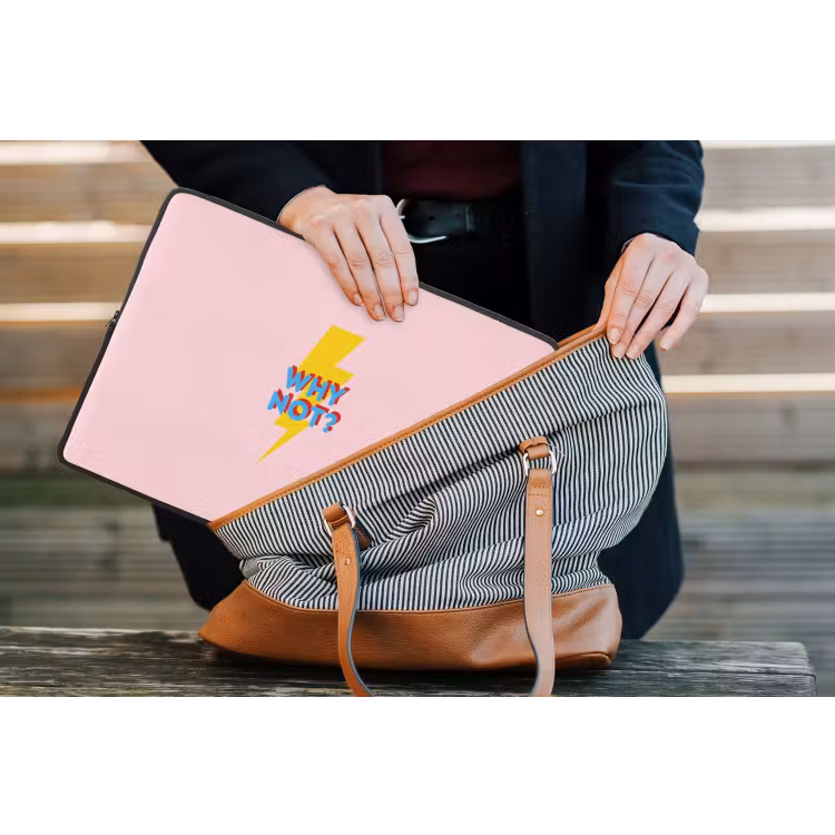 Why not - Bliksem - Roze laptophoes neopreen klein -tas