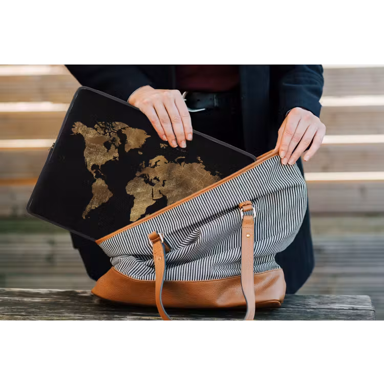 Wereldkaart - Goud - Luxe - Aarde - Zwart laptophoes neopreen klein -tas