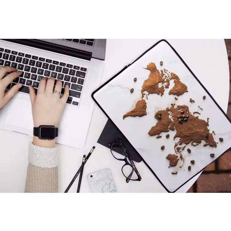 Wereldkaart - Koffie - Marmer laptophoes neopreen klein -bureau