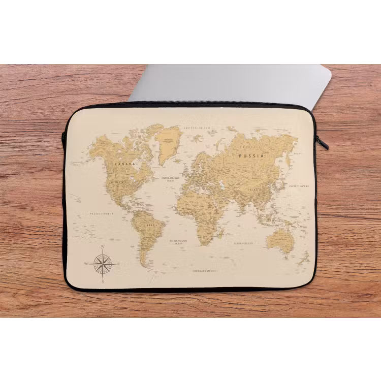 Wereldkaart - Realistisch - Beige laptophoes neopreen klein -tafel