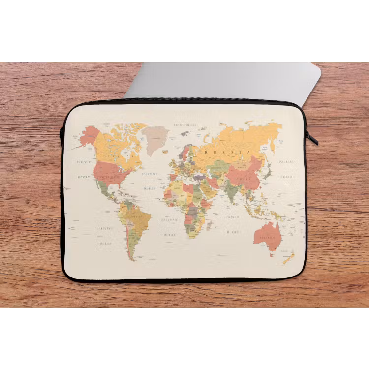 Wereldkaart - Realistisch - Beige laptophoes neopreen klein -tafel