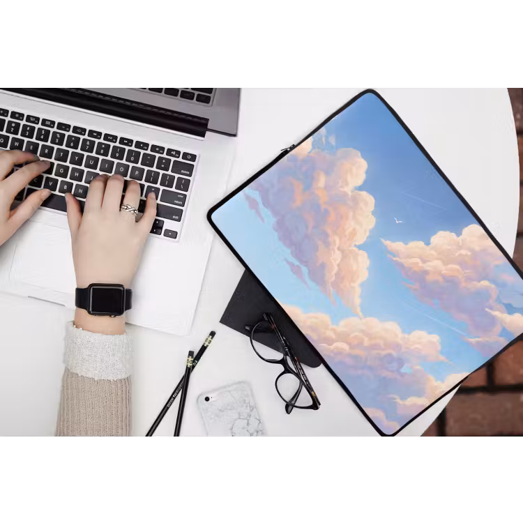 Wolken - Lucht - Natuur - Blauw laptophoes neopreen klein -bureau