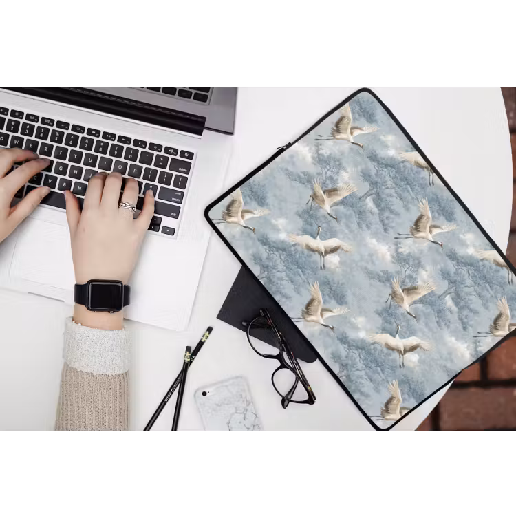 Wolken - Kraanvogels - Blauw laptophoes neopreen klein 279 -bureau