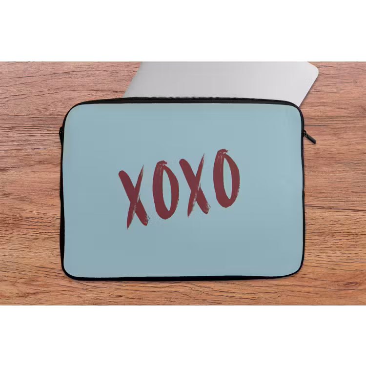 XOXO - Blauw - Rood laptophoes neopreen klein -tafel