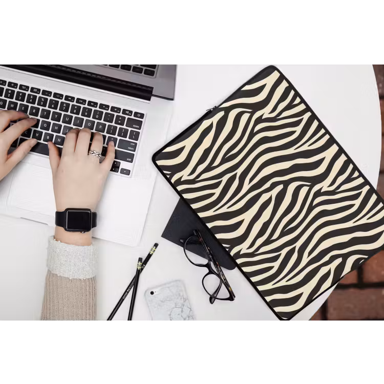 Zebra - Print - Klassiek - Zwart laptophoes neopreen klein 279 -bureau