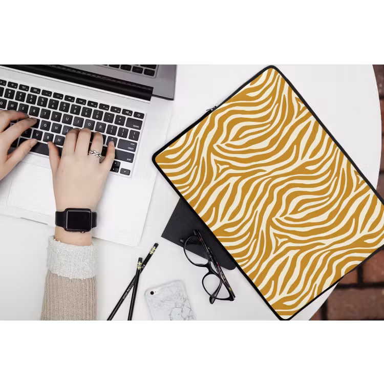 Zebra - Klassiek - Oker - Geel laptophoes neopreen klein 279 -bureau