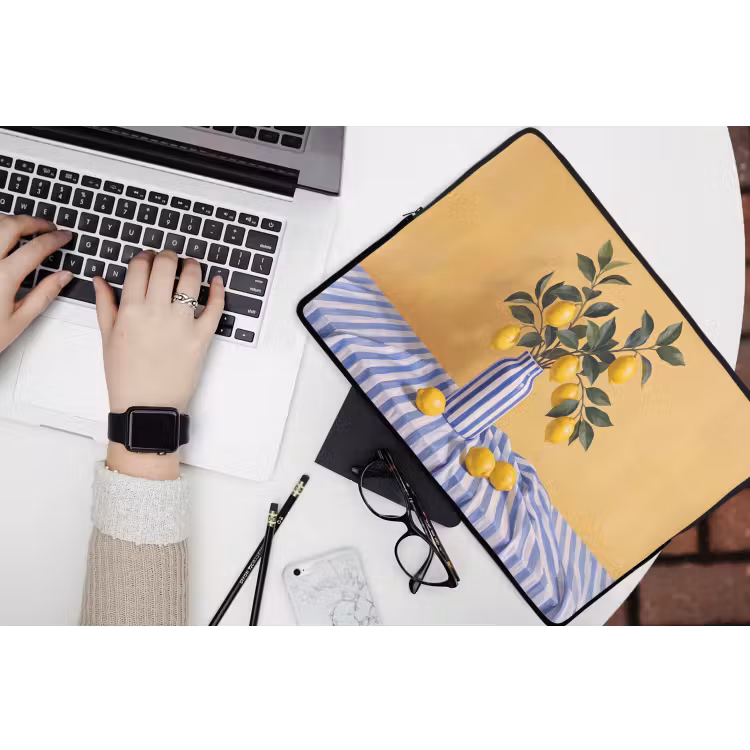Laptop hülle - Zitrone – Stillleben – Modern - Citroen - Stilleven - Modern laptophoes neopreen klein