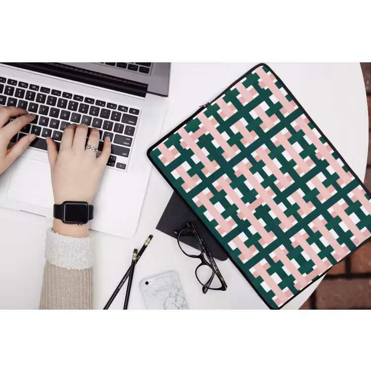 Vlechtpatroon - Groen - Roze - Grafisch laptophoes neopreen klein 279 -bureau
