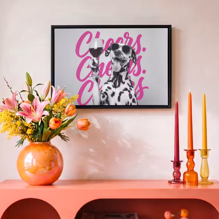 Cheers - Hond - Roze - Wijn Canvas met baklijst klein -atmosphere_sfeer3_global