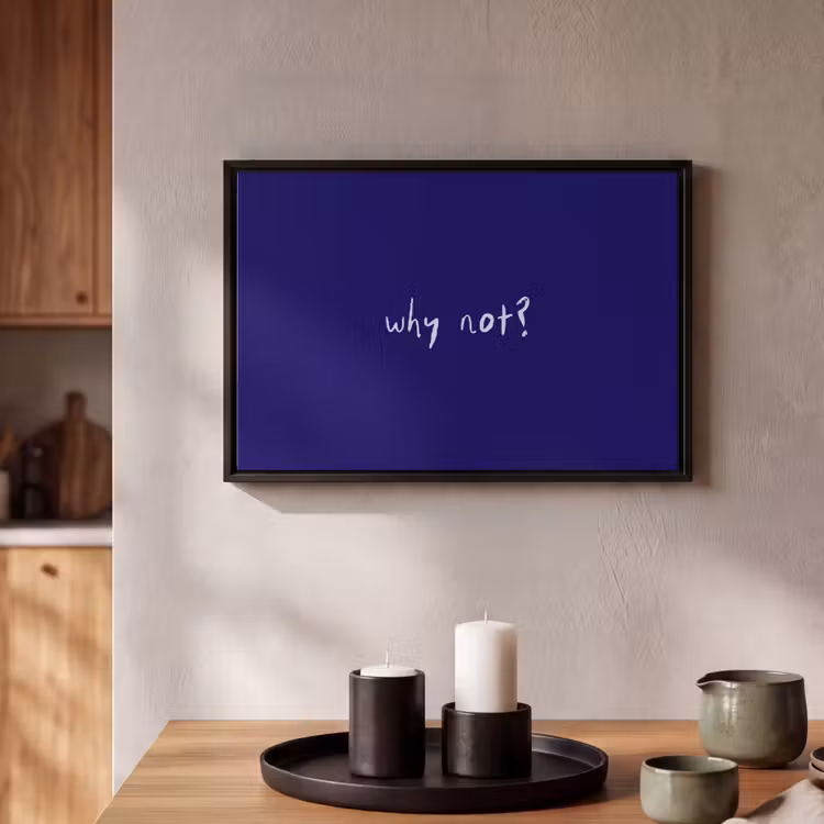 Why not - Blauw - Handgeschreven Canvas met baklijst klein -atmosphere_sfeer2_global
