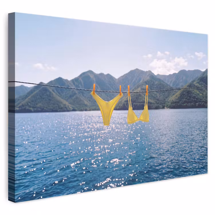 Badmode - Bikini - Zee - Bergen - Geel canvas 2cm klein -3d