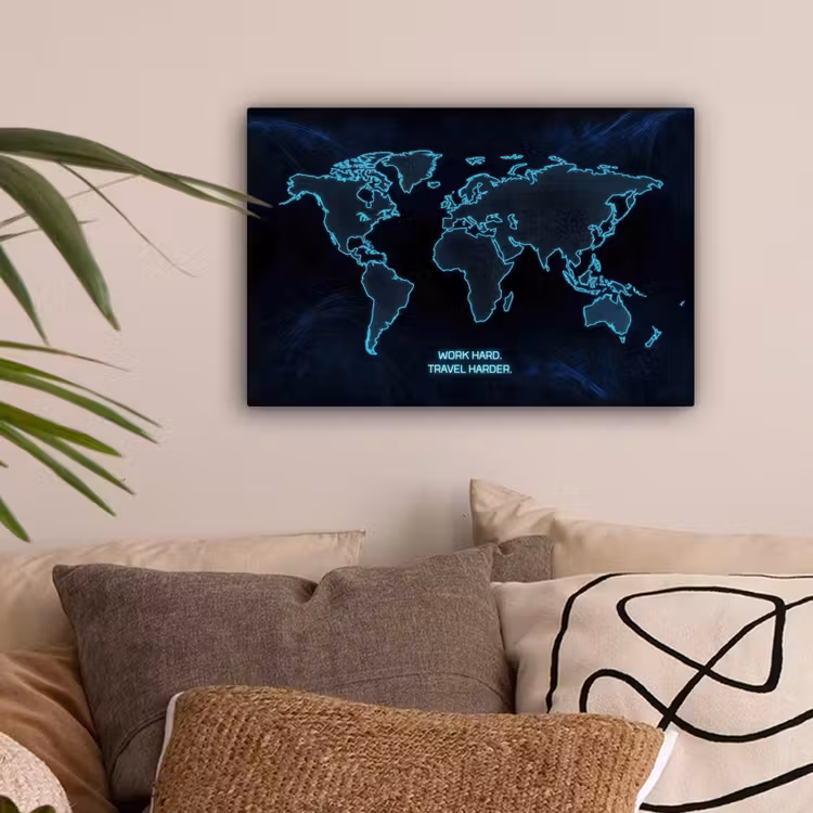 Digitaal - Wereldkaart - Blauw - Quote canvas 2cm klein -sfeer1