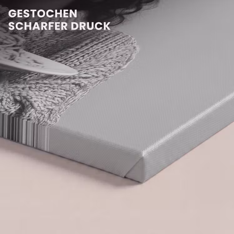 Vrouw - Pasta - Zwart - Wit canvas 2cm klein -closeup_print_DE