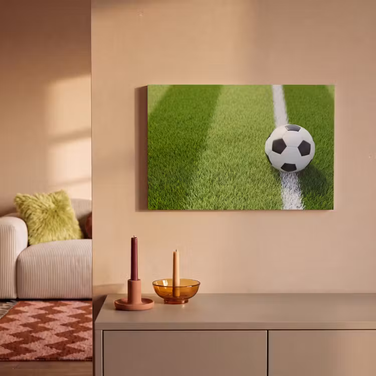 Voetbal - Grasveld - Sport - Groen canvas 2cm klein -sfeer1