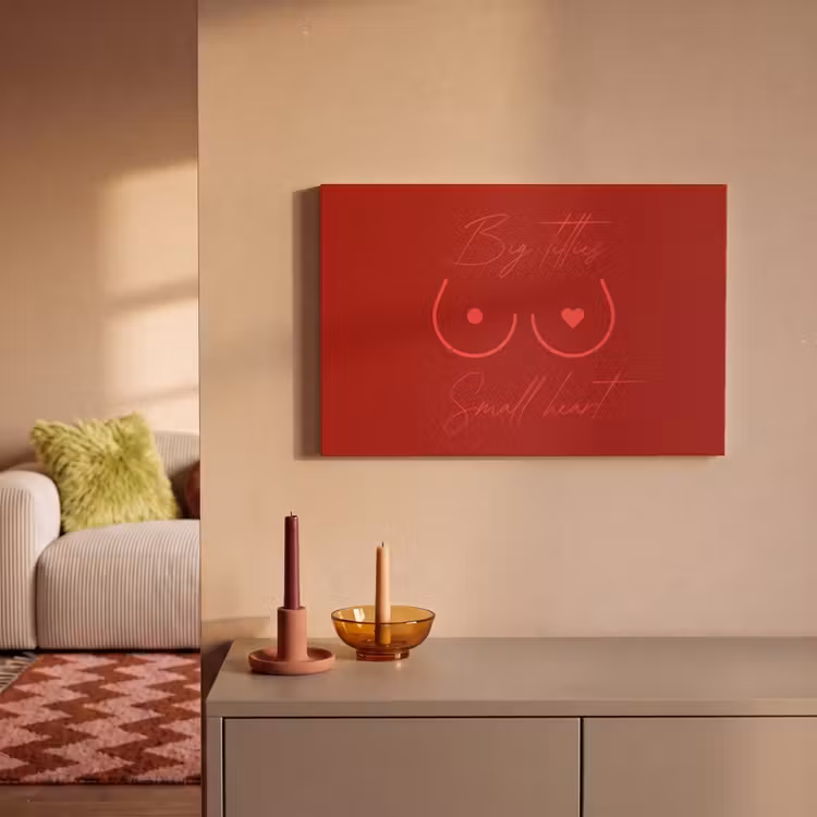 Big titties small heart - Rood - Hart canvas 2cm klein -sfeer1