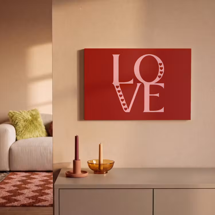 Love - Rood - Hatjes canvas 2cm klein -sfeer1