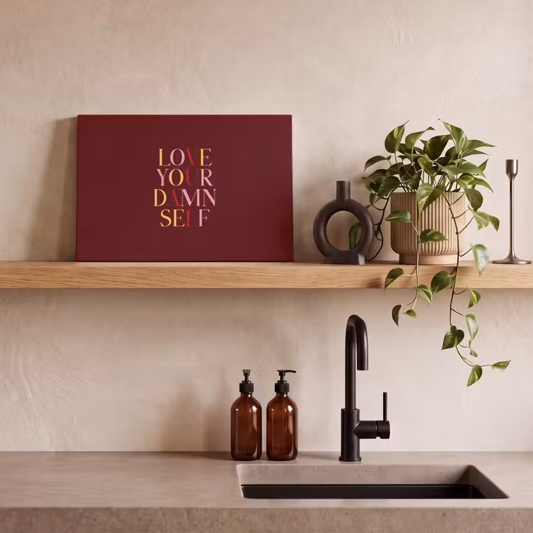 Love your damn self - Kleurrijk - Bordeaux canvas 2cm klein -closeup_print_DE