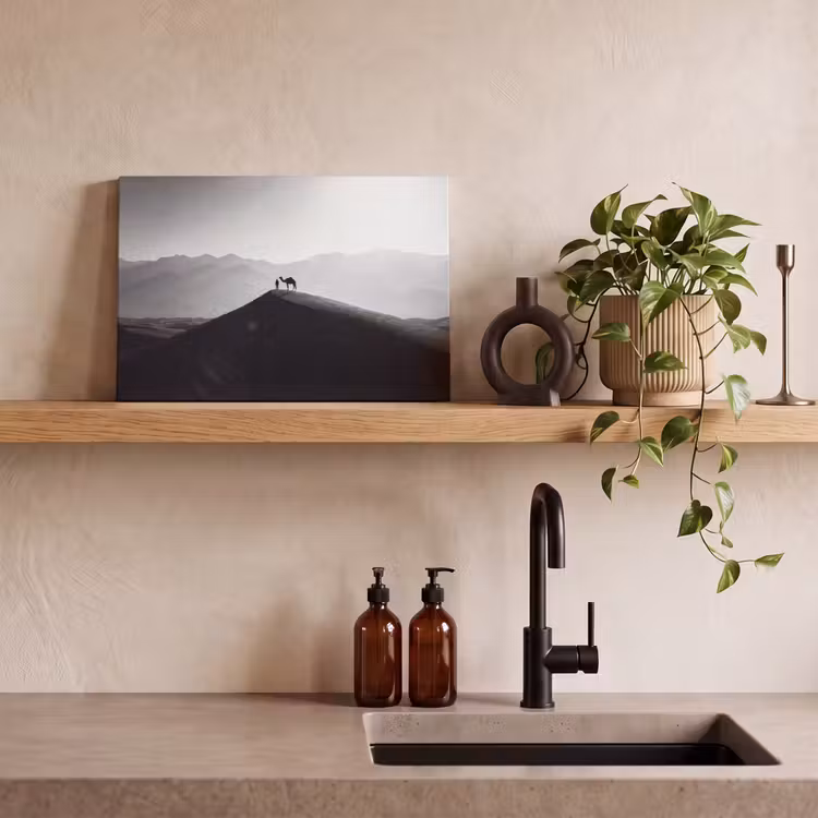 Mens - Kameel - Zandduin - Natuur - Monochroom canvas 2cm klein -sfeer3