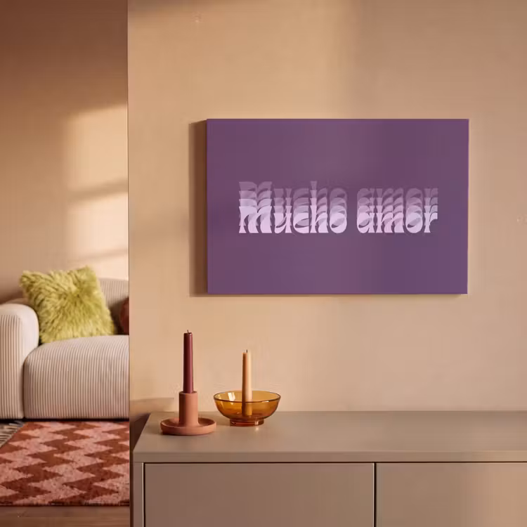 Mucho amor - Paars - Grafisch canvas 2cm klein -sfeer1