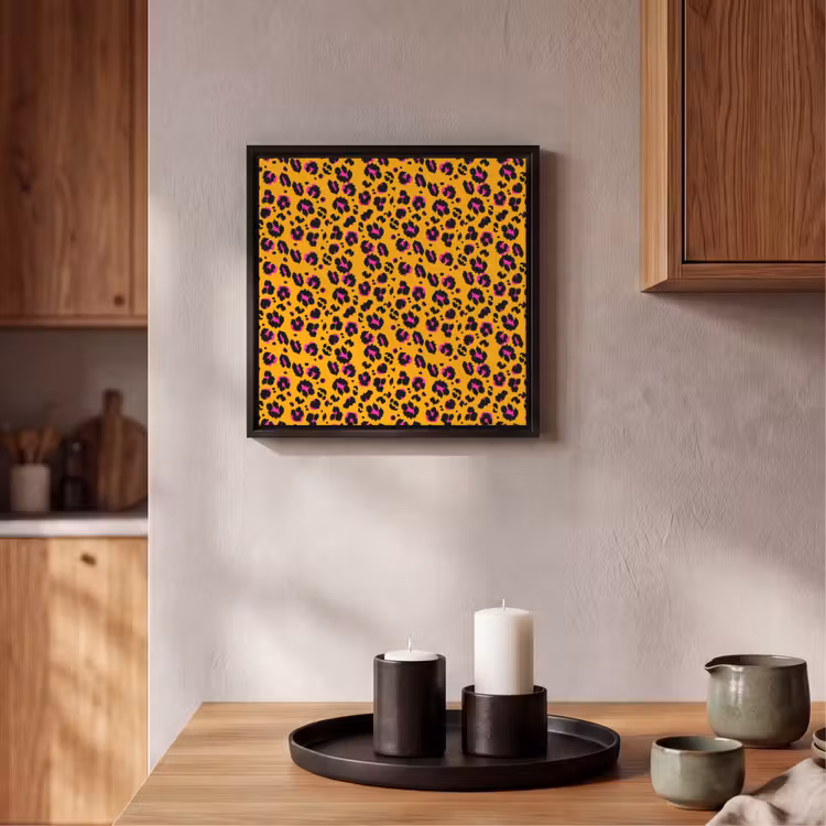 Oranje - Roze - Panterprint Canvas met baklijst klein 1124 -atmosphere_sfeer2_global
