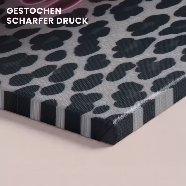 Panterprint - Zwart - Neonletters - Roze canvas 2cm klein -closeup_print_DE