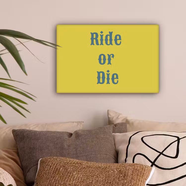 Ride or die - Geel - Blauw canvas 2cm klein -sfeer1