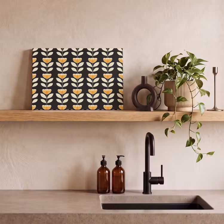 Retro - Bloem - Zwart - Okergeel canvas 2cm klein 34 -sfeer3