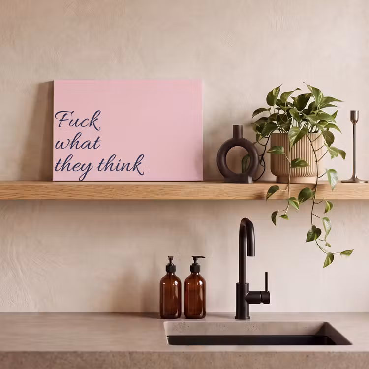 Fuck what they think - Roze - Minimalistisch canvas 2cm klein -sfeer3