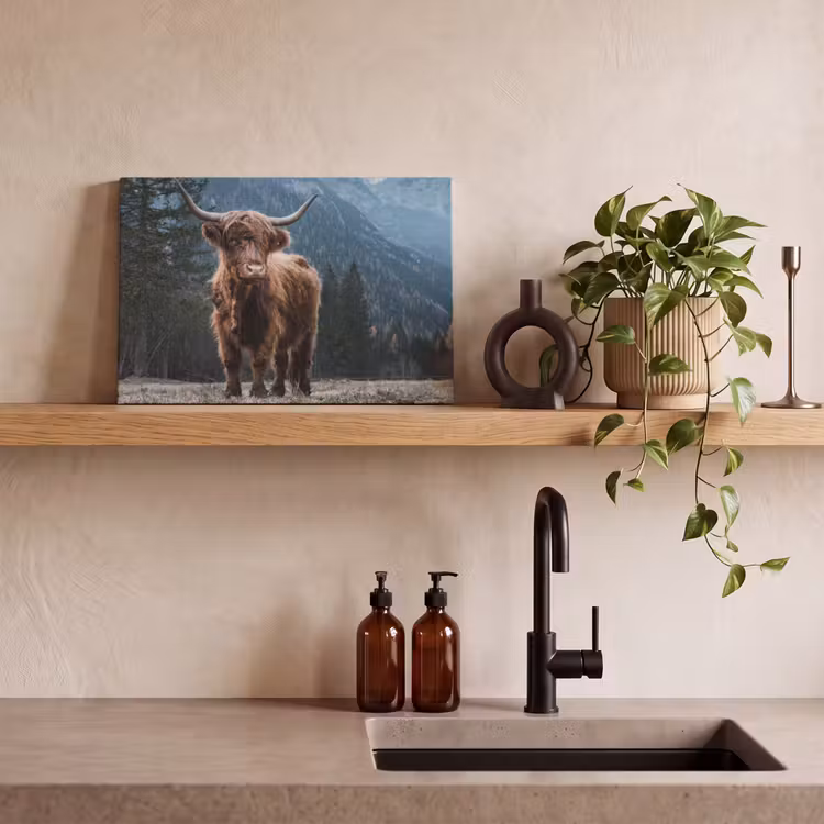 Schotse hooglander - Berg - Landschap - Bomen - Koe - Natuur canvas 2cm klein -sfeer3