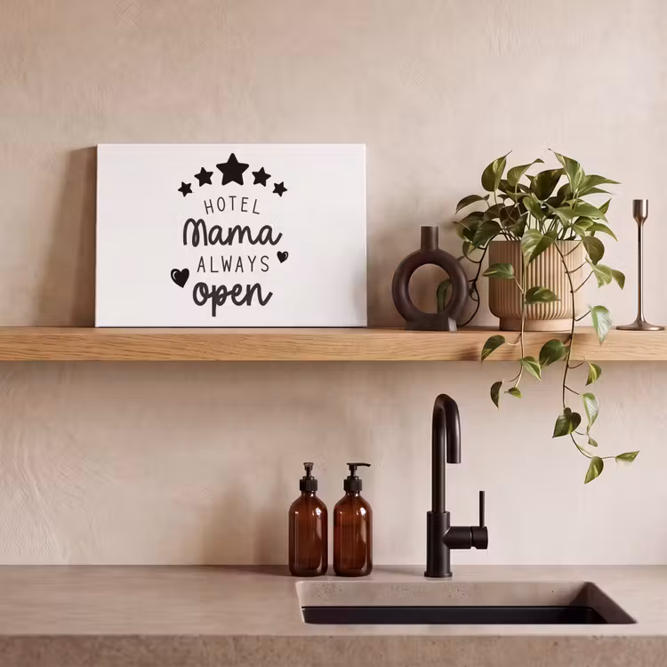 Spreuken - Hotel mama always open - Mama - Quotes canvas 2cm klein -sfeer3