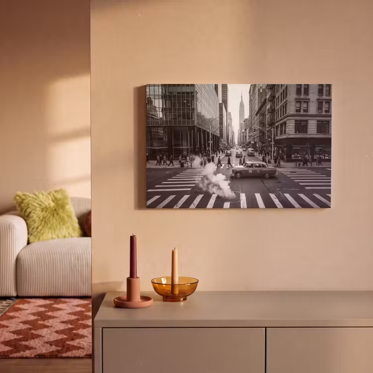 Stad - Straat - Gebouwen - Verkeer - Zwart-wit canvas 2cm klein -sfeer1