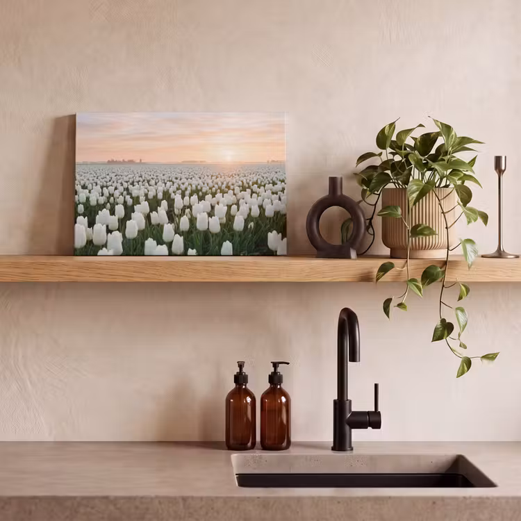 Tulpen - Landschap - Wit canvas 2cm klein -sfeer3