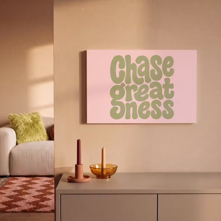 Chase greatness - Groen - Roze - Retro canvas 2cm klein -sfeer1