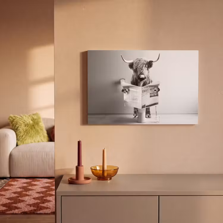 WC - Toilet - Krant - Schotse Hooglander - Zwart Wit canvas 2cm klein -sfeer1