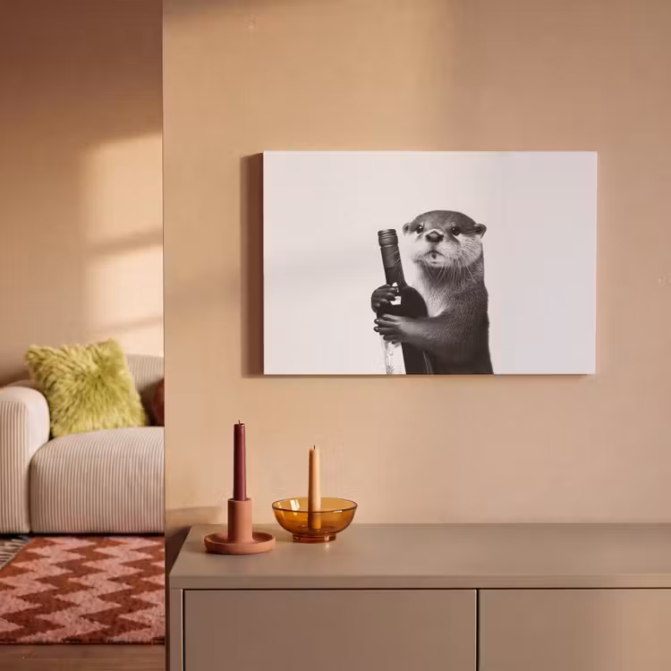 Wijnfles - Otter - Zwart canvas 2cm klein -sfeer1