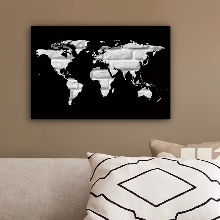 Wereldkaart - Baksteen - Wit - Zwart canvas 2cm klein -sfeer3