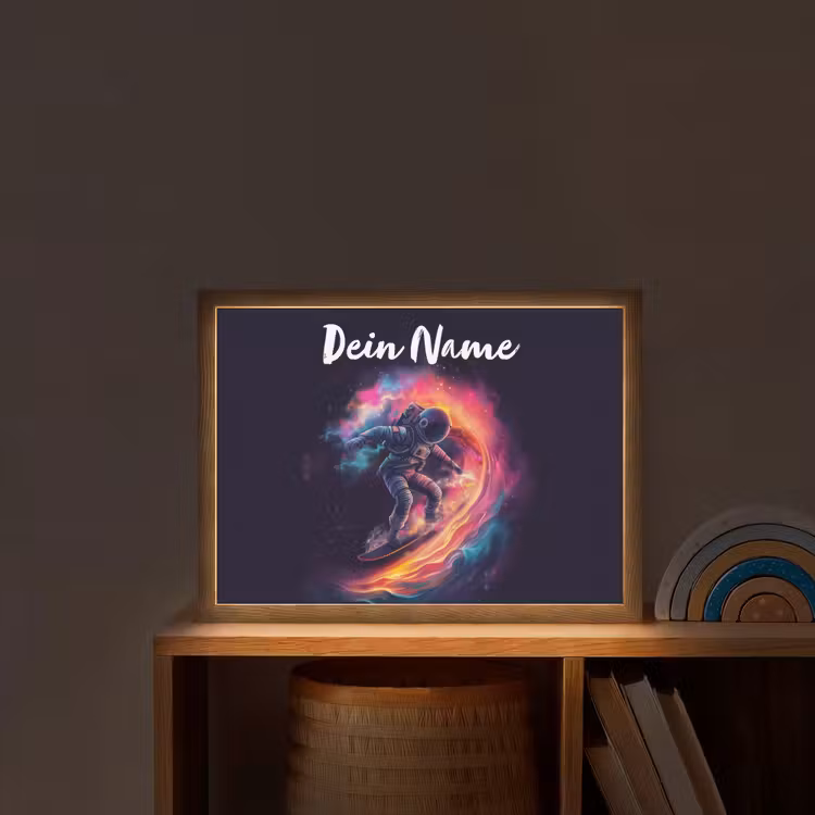 Astronaut - Ruimte - Surfen - Kleurrijk Light Box met batterij (Wandlamp kind) middel -sfeer1_kind